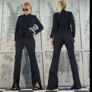 Avant Garde Women&#39;s Fitted Set: Extravagant Pocket Jacket & Pants