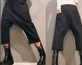 Avantgarde Schwarze Haremshose - Hose mit tiefem Schritt, Asymmetrische Urban Streetwear, Edgy Loose Fit Frauenhose