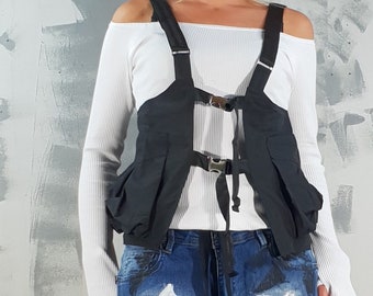 Colete preto assimétrico: roupas steampunk de vanguarda