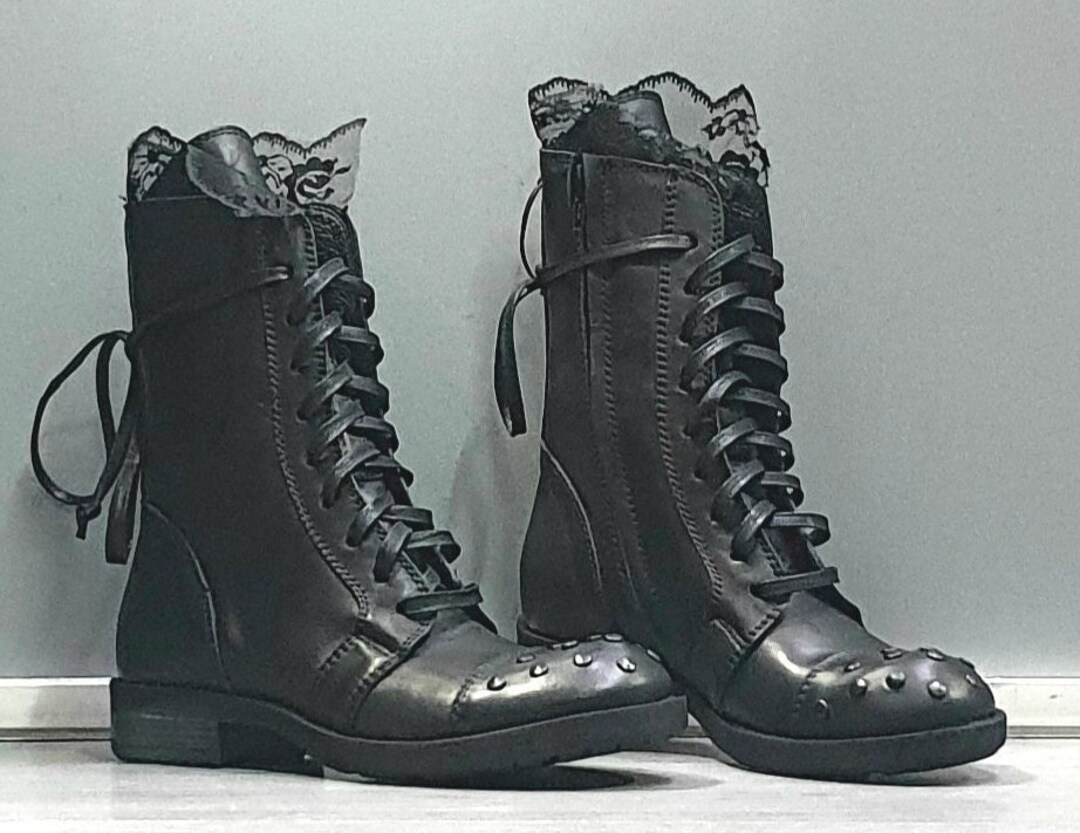 Avant Garde Black Leather Gothic Ankle Boots, Extravagant  display picture 2
