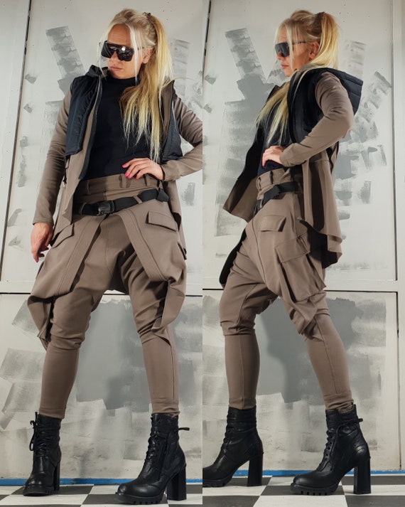 Set in due parti d avanguardia costume femminile stravagante blazer d avanguardia pantaloni harem abbigliamento futuristico decostruito abbigliamento gotico Etsy Italia