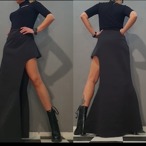 Jupe Noire En Néoprène Milly - Taille XS, Asymétrique, à Enfiler, Motif Rayures 3D, Neuve Sans étiquettes