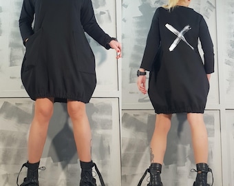 Schwarzes Baumwoll-Tunika-Kleid: Langarm-Asymmetrischer Blouson, Avantgarde-Minimalist-Oversized-Shirt-Kleid für extravaganten Stil