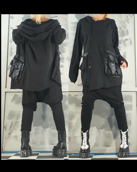 Extravagant Plus Size Cotton Hoodie: Black Maxi Zipper Top
