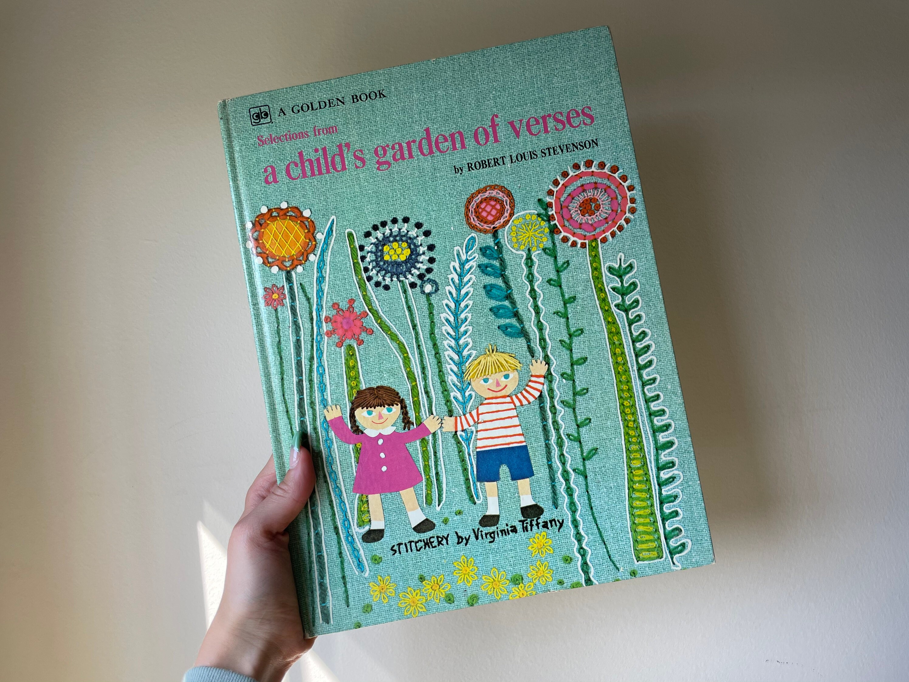 Vintage 1975 A Childs Garden of Verses Book by Robert Louis