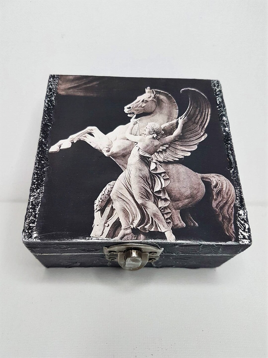 Pegasus Statue Flying Horse Jewelry Box,greek Mythology Ring Box