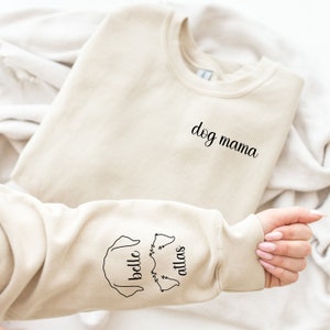 Custom Dog Mama Sweatshirt Personalized Dog Mom Sweater Dog Sweatshirt Personalized Dog Mom Sweatshirt Gift for dog mom Dog Lover Gift