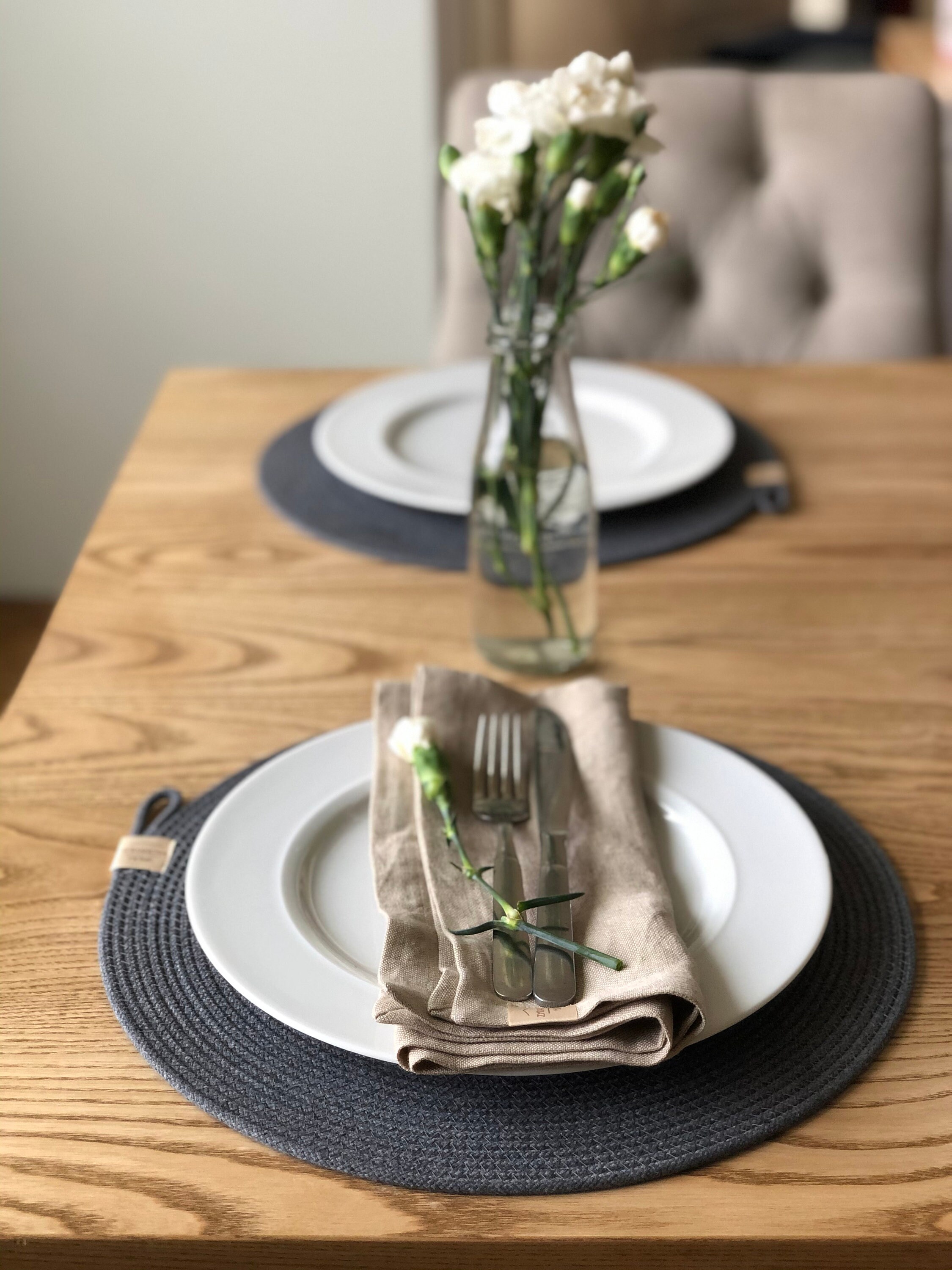 Grey round placematsserving placemats for plates4 grey round Etsy