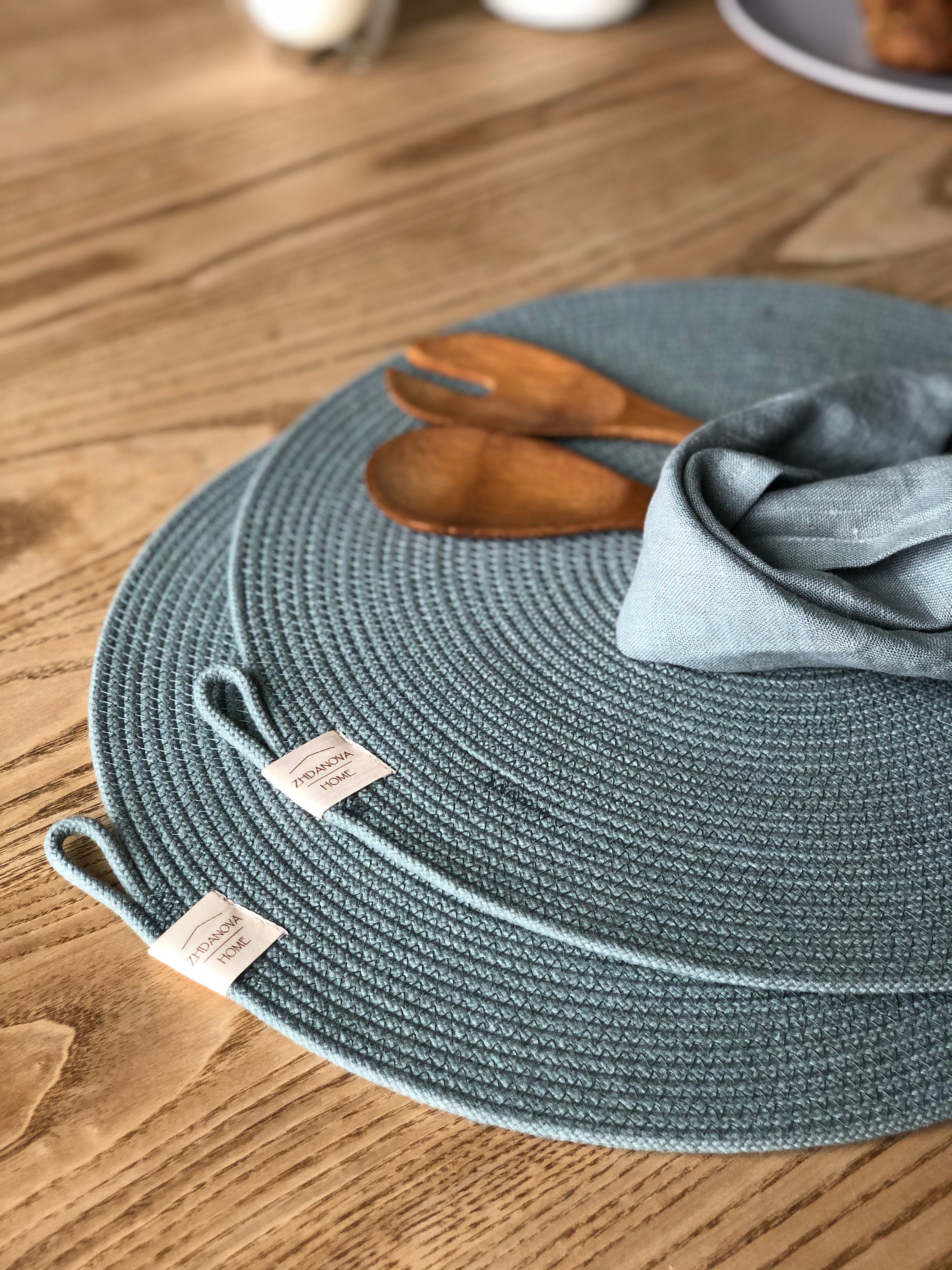 Round light green placemats for plates4 round Etsy