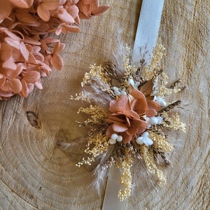 Peigne de fleurs séchées& stabilisées crème, doré et terracotta clair Peigne pampa Peigne mariage Peigne fleuri Accessoire coiffure mariée Bracelet