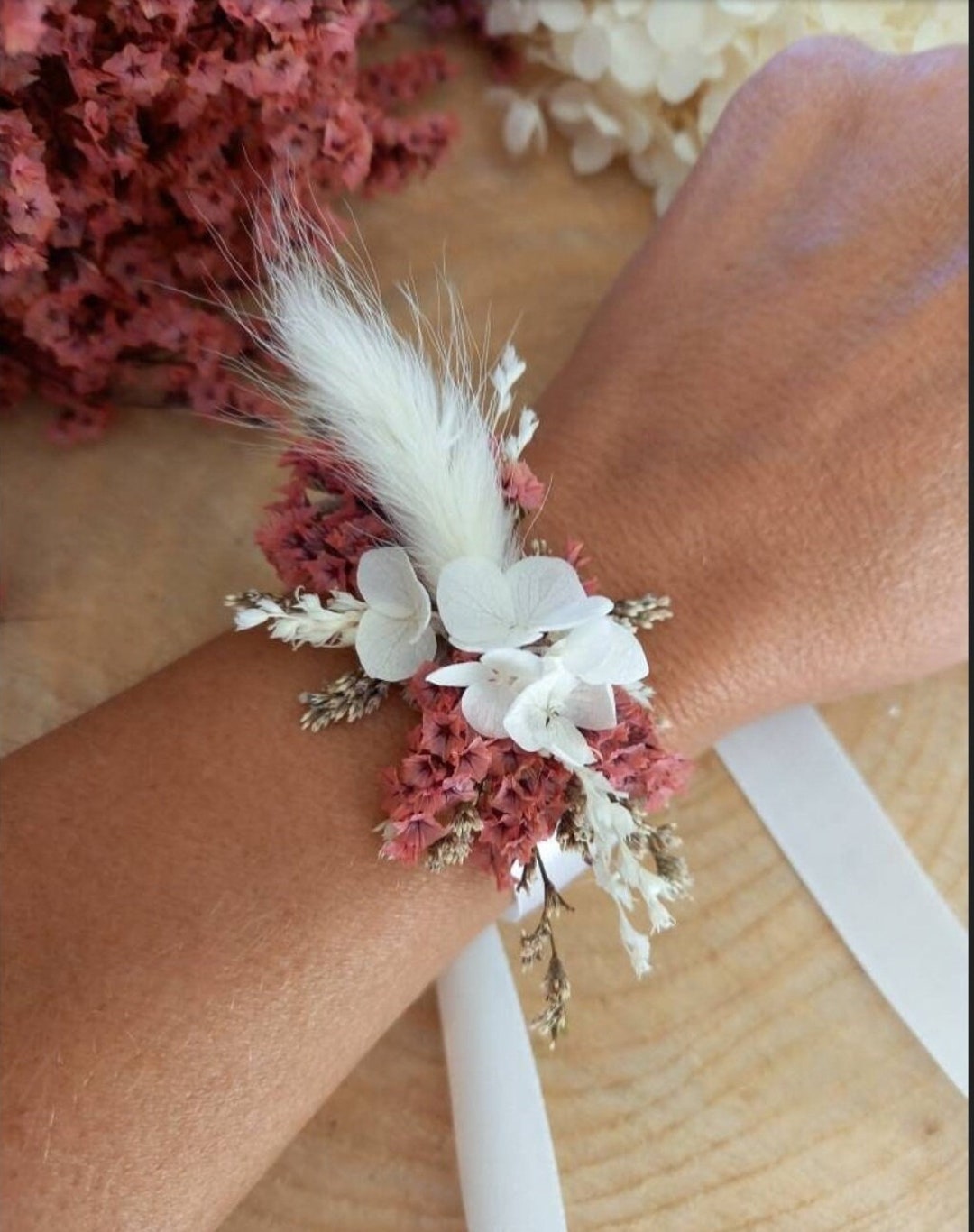 Pink flower bracelet deals
