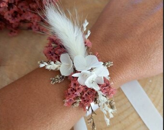 Bracciale con fiori secchi e conservati - Accessorio floreale Accessorio da sposa - Damigella d'onore - Bracciale con fiori corallo, rosa, giallo