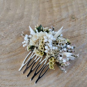 Petit peigne en fleurs séchées et stabilisées Accessoire coiffure Peigne floral Mariage Mariée Demoiselle d'honneur Peigne argenté