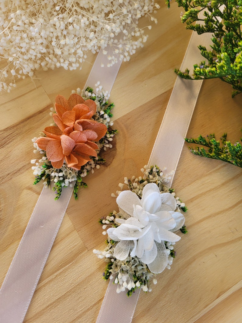 Bracelet en fleurs séchées &stabilisées blanc, vert /Blanc,vert,terracotta Mariage/Mariée/Demoiselle d'honneur Accessoires fleuris image 7