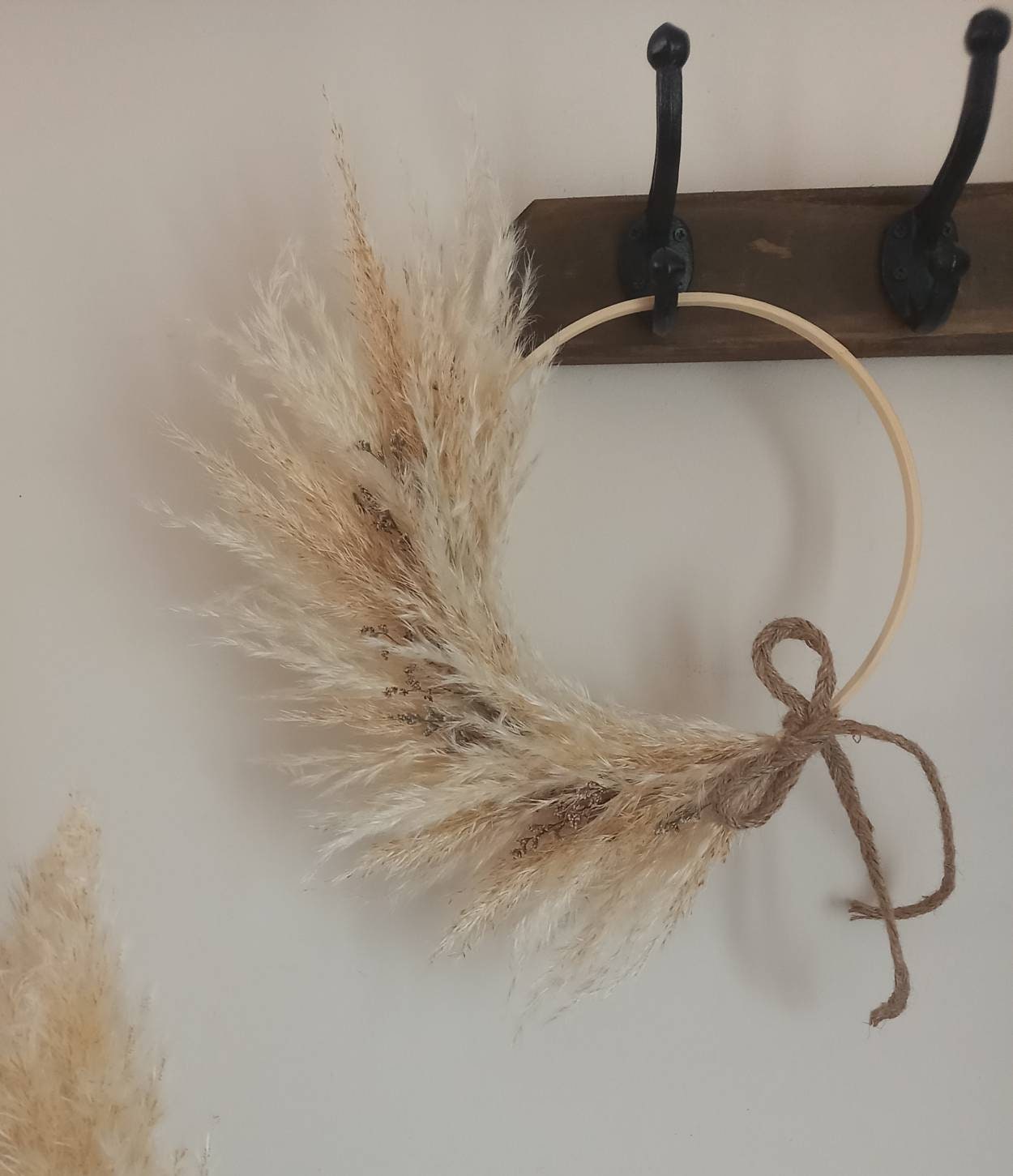 Couronne Murale Herbe de Pampa - Fleurs Séchées Cercle Fleuri Décoration Bohème Composition Florale