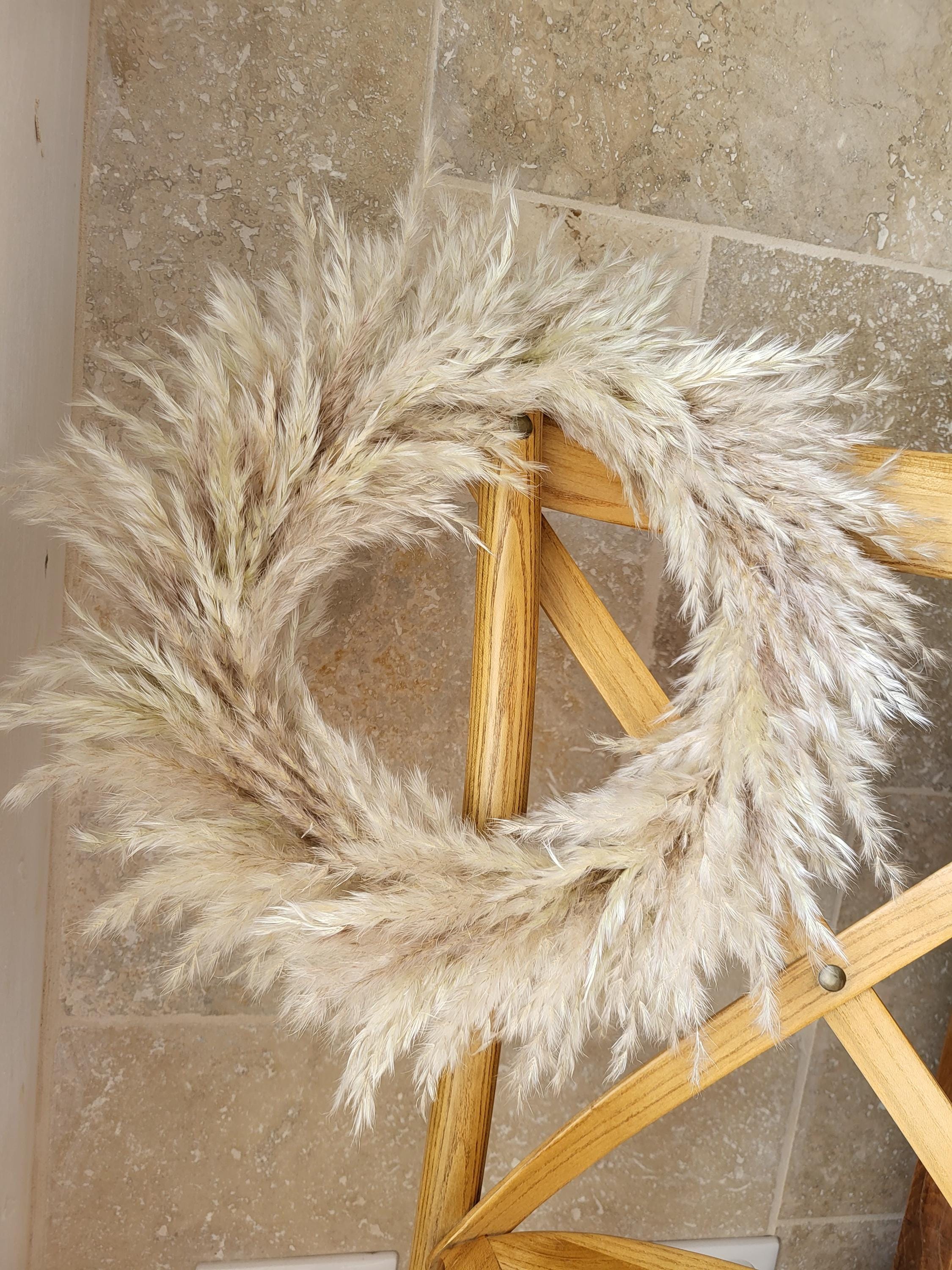 Flauschiger, beiger Wandkranz aus natürlichem Pampasgras – Boho-Wohndeko – Weihnachtsgeschenk – Pampasgras-Kranz – Boho-Dekoration