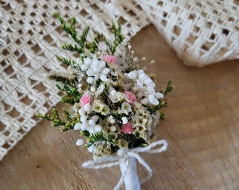 Boutonnière en fleurs séchées et stabilisées accessoire fleuri Mariage Marié Témoin