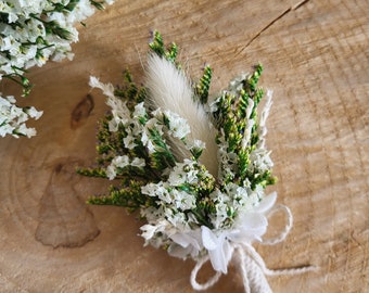 Boutonnière fleurs séchées et stabilisées Mariage Accessoire fleuri Témoin Fleurs blanches