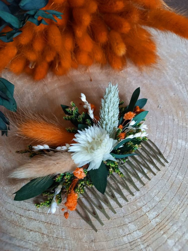 Peigne de fleurs séchées et stabilisées orange terracotta, vert et crème Accessoire coiffure mariage Peigne mariage bohème image 1