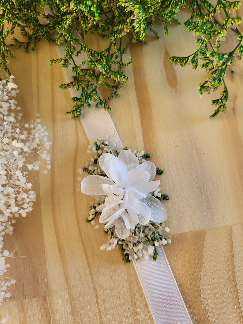 Armband van gedroogde en gestabiliseerde bloemen wit, groen/wit, groen, terracotta Bruiloft/bruid/bruidsmeisje Bloemaccessoires afbeelding 4