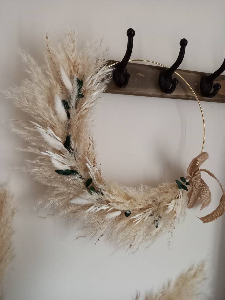 Couronne Murale Herbe de Pampa Naturelle Fluffy Eucalyptus Fleurs Séchées et Stabilisées - Décoratio