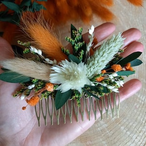 Peigne de fleurs séchées et stabilisées orange terracotta, vert et crème Accessoire coiffure mariage Peigne mariage bohème image 3