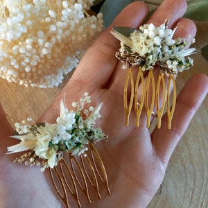 Petit peigne en fleurs séchées et stabilisées Accessoire coiffure Peigne floral Mariage Mariée Demoiselle d'honneur image 4