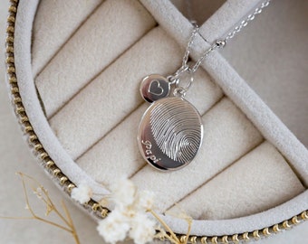 Fingerprint Engraved Oval Pendant with Name / Fingerprint Necklace Memorial Necklace - Recycled 925 Sterling Silver Mothersday gift