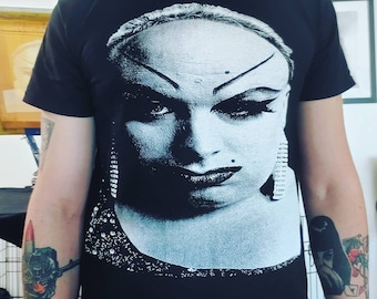 Camiseta Divine. A pessoa mais imunda do mundo.