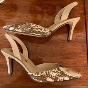 Unisa Women&#39;s Yumaz in Natural, Size 8