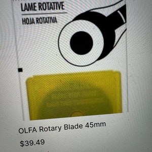 Refill set of Olfa rotary blades.