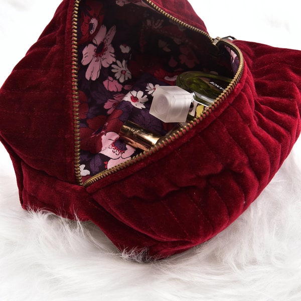 Quilted cotton velvet toiletry bag