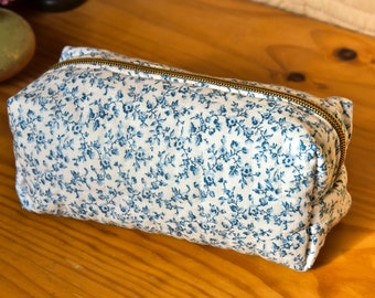 Cotton vintage style toiletry bag