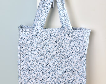 Vintage style floral quilted tote bag