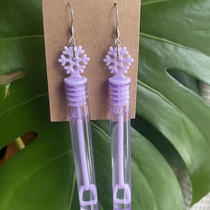 Functional Snowflake Bubble Wand Earrings | Functional Earrings | Bubble Earrings | Quirky Earrings | Fun Earrings | Unique Earrings