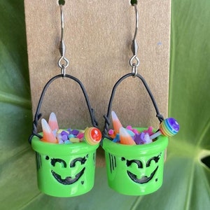 Retro Pumpkin Basket Earrings | Pumpkin Basket Earrings | Halloween Earrings | Halloween Candy Earrings | Unique Earrings | Spooky Earrings