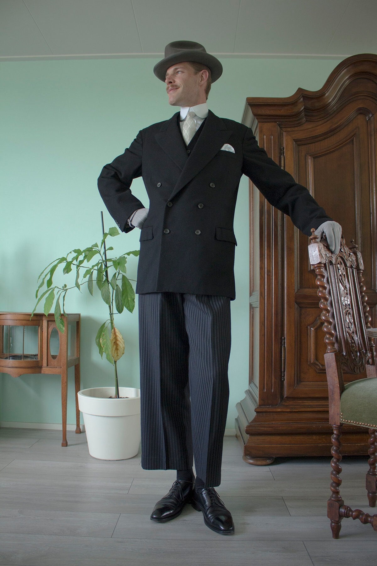 1930s double breasted clearance suit