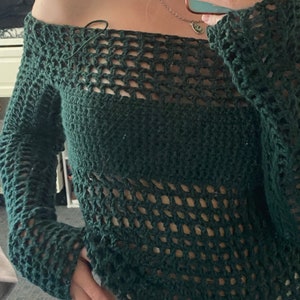 off the shoulder crochet sweater, crochet block sweater. crochet sweater pattern image 2