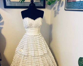 Vintage 1940's 1950's tulle and lace wedding dress/prom dress