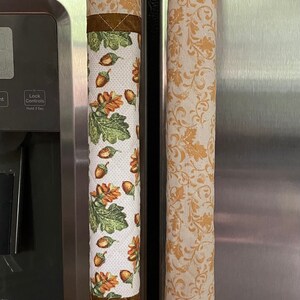 Quilted Reversible Refrigerator and Appliance Door Handle Covers (set of 2) Acorn and Leaves Theme
