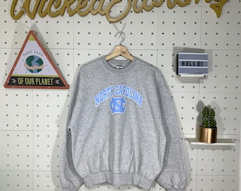 Vintage 90s University North Carolina Sweatshirt North Carolina Crewneck North Carolina Sweater University North Carolina Grey Size Large