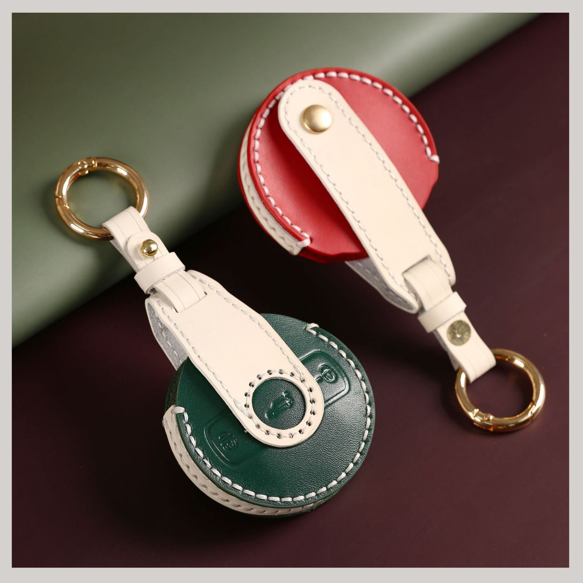 Leder Smart Auto Schlüsseletui personalisierte Schlüssel Halter Smart  keyfob, neue Auto Schlüsselanhänger Luxus Geschenk für Männer Frauen Auto  Schlüssel Abdeckung, Fernschlüssel Fall - .de