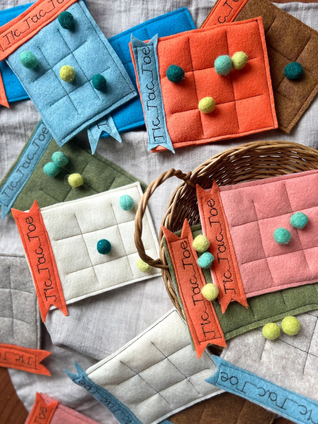 Tic Tac Toe Felt Board Game, Travel Game, Toddler Board Game, Party