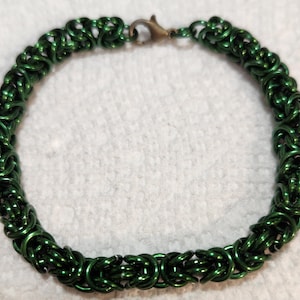 Gorgeous Green Byzantine Bracelet! Handwoven, Green Bay