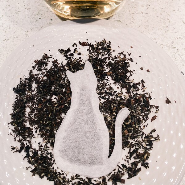 Gift for Cat Lovers |6 Cat Shaped Tea Bags | Bookworm Gift| Birthday Gift | Thinking of you gift | Mother’s Day | (6 Tea bags)