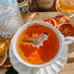 Bat 6 Shaped Tea Bag | FREE Shipping | 1 FREE Mini Honeycomb w/ Every Order | Gift for Halloween  | Tea Lovers (6 Tea bags)