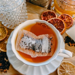 Book Shaped Tea Bag 6 | FREE Shipping | 1 Mini Wooden Honeycomb Stick | Gift for Book Lovers  | Tea Lovers (6 Tea bags)