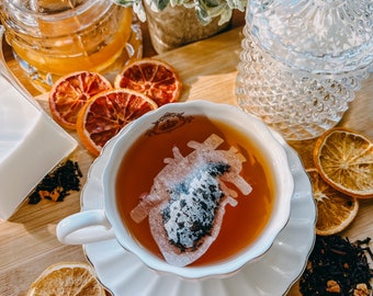 Bolsita de té con forma de corazón anatómico (6 unidades) / Envío gratis / 1 mini palito de madera con forma de panal / Regalo para médicos, enfermeras y amantes del té (6 bolsitas)