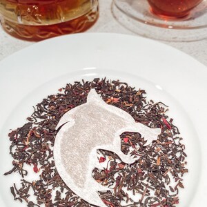 The Witcher Tea Bags | FREE Shipping | 1 Mini Wooden Honeycomb Stick | 3 Symbols (White Wolf, Swallow, Obsidian Star 2 of each) Bild 5