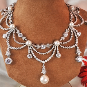 ネックレス・ペンダント VINTAGE HOLLYWOOD Flower Drop Pearl Necklace BMR676 VINTAGE HOLLYWOOD Flower Drop Pearl Necklace BMR676